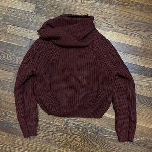 Burgundy Cropped Turtleneck Chunk Sweater